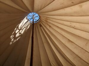 Image of a tent pole from Alexandru Molnar on Pexels